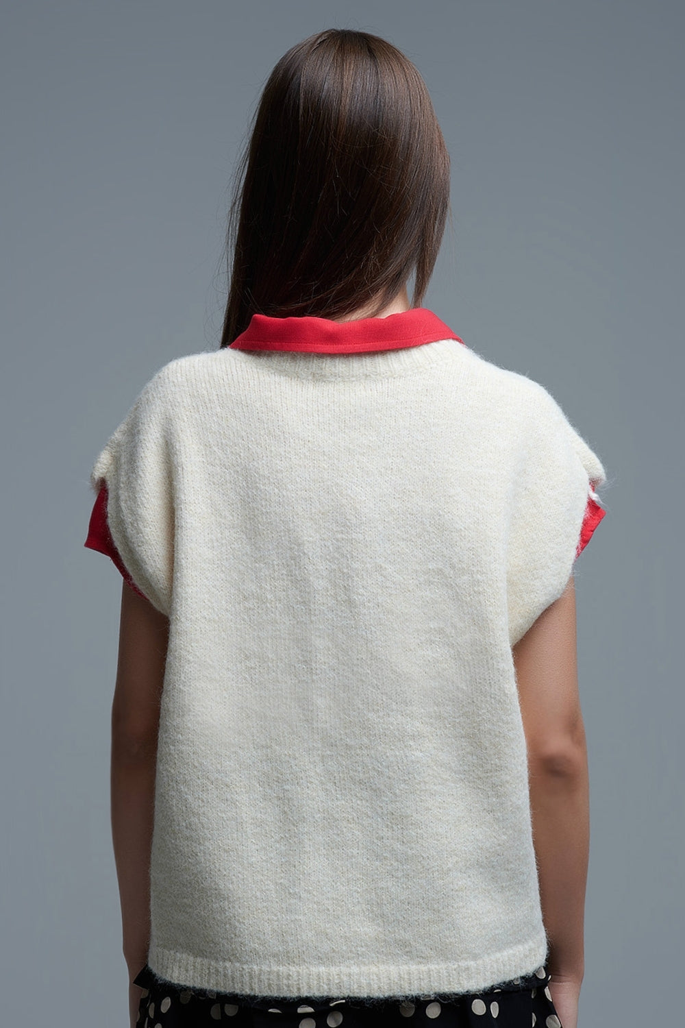 Cream relaxed knitted Vest With Embroidered Dog Detail