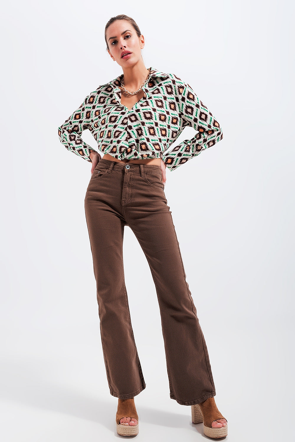 Twist Front Copped Shirt in Geo Print