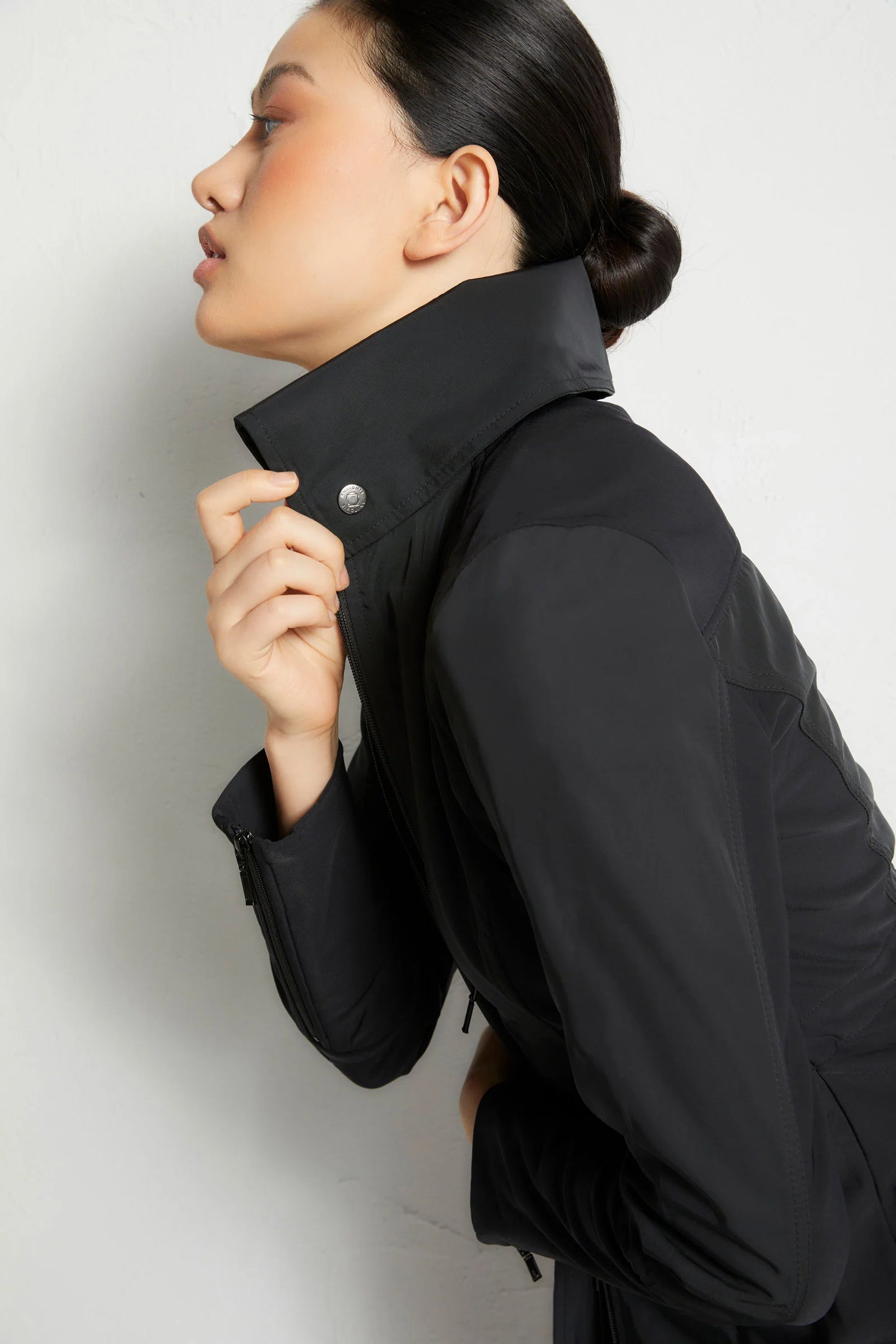 Travel City Slick Jacket - Black