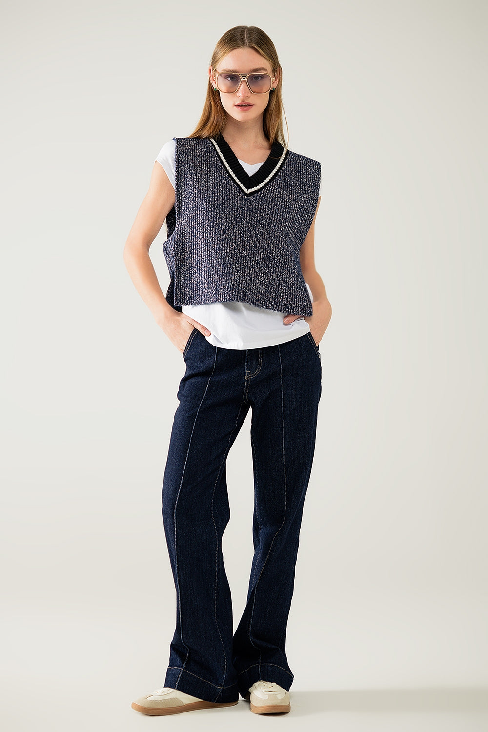 One Size V-Neck Knitted Vest with Open Side